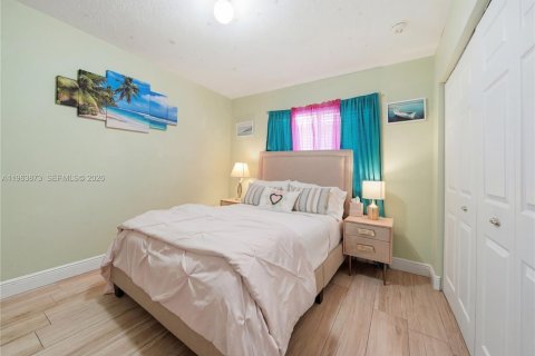 Villa ou maison à vendre à Cutler Bay, Floride: 3 chambres, 154.12 m2 № 2025504 - photo 13