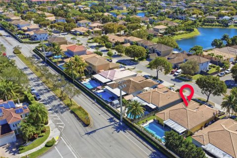 Villa ou maison à vendre à Cutler Bay, Floride: 3 chambres, 154.12 m2 № 2025504 - photo 25