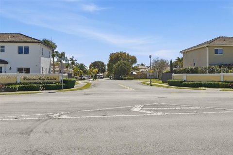 Villa ou maison à vendre à Cutler Bay, Floride: 3 chambres, 154.12 m2 № 2025504 - photo 26