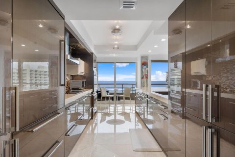Copropriété à vendre à Boca Raton, Floride: 3 chambres, 215.44 m2 № 2387755 - photo 4