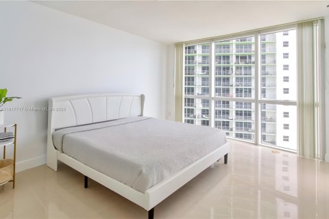 Copropriété à louer à Miami, Floride: 2 chambres, 97.36 m2 № 1774391 - photo 6