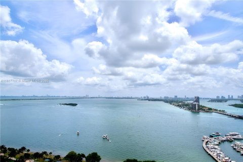 Copropriété à louer à Miami, Floride: 2 chambres, 97.36 m2 № 1774391 - photo 12