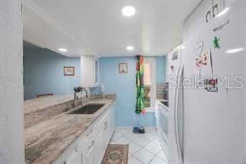 Купить таунхаус в Сент-Питерсберг, Флорида 5 комнат, 118.91м2, № 2115234 - фото 16