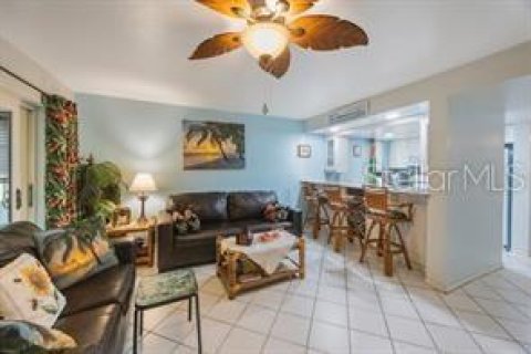 Купить таунхаус в Сент-Питерсберг, Флорида 5 комнат, 118.91м2, № 2115234 - фото 13