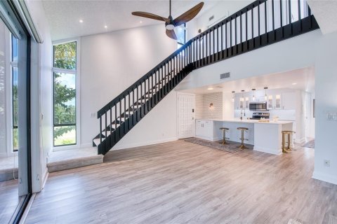 Copropriété à vendre à Saint Petersburg, Floride: 3 chambres, 150.5 m2 № 2302236 - photo 13