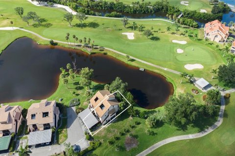 Copropriété à vendre à Saint Petersburg, Floride: 3 chambres, 150.5 m2 № 2302236 - photo 11