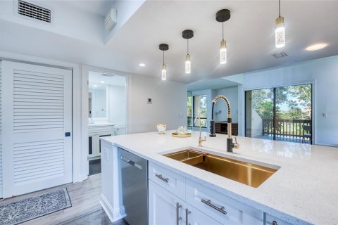 Copropriété à vendre à Saint Petersburg, Floride: 3 chambres, 150.5 m2 № 2302236 - photo 24