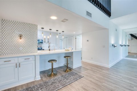 Copropriété à vendre à Saint Petersburg, Floride: 3 chambres, 150.5 m2 № 2302236 - photo 17