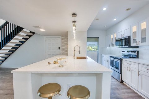 Copropriété à vendre à Saint Petersburg, Floride: 3 chambres, 150.5 m2 № 2302236 - photo 18