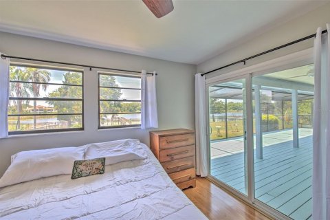 House in Land O' Lakes, Florida 3 bedrooms, 148.09 sq.m. № 2107794 - photo 17