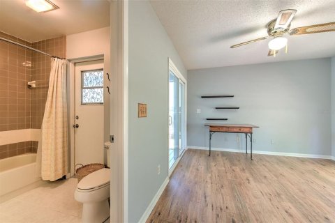 House in Land O' Lakes, Florida 3 bedrooms, 148.09 sq.m. № 2107794 - photo 23