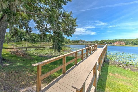 House in Land O' Lakes, Florida 3 bedrooms, 148.09 sq.m. № 2107794 - photo 3