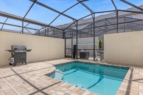 Townhouse in SOLARA RESORT in Kissimmee, Florida 3 bedrooms, 182.27 sq.m. № 2099150 - photo 24