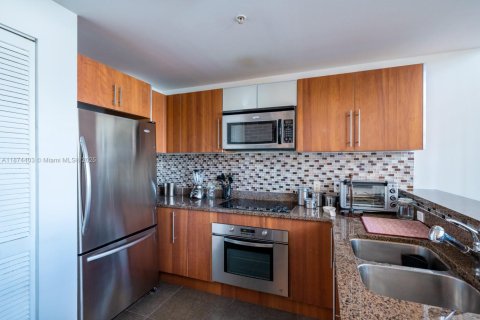 Купить кондоминиум в Майами, Флорида 1 спальня, 83.8м2, № 1977822 - фото 15