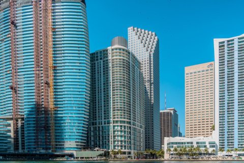 Купить кондоминиум в Майами, Флорида 1 спальня, 83.8м2, № 1977822 - фото 17