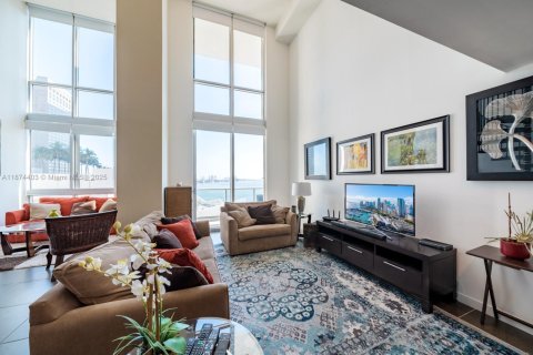 Купить кондоминиум в Майами, Флорида 1 спальня, 83.8м2, № 1977822 - фото 12