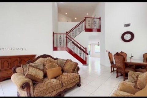 Купить виллу или дом в Мирамар, Флорида 4 спальни, 269.6м2, № 2044182 - фото 7