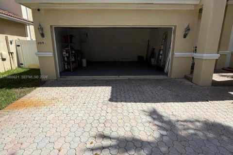 Купить виллу или дом в Мирамар, Флорида 4 спальни, 269.6м2, № 2044182 - фото 23