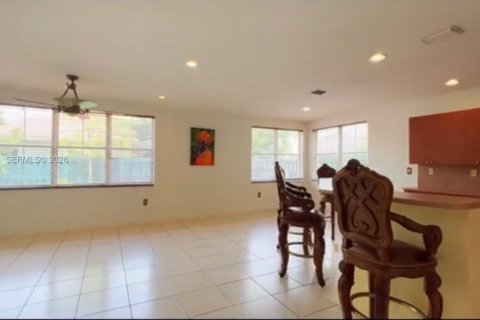 Купить виллу или дом в Мирамар, Флорида 4 спальни, 269.6м2, № 2044182 - фото 11