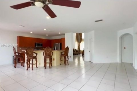 Купить виллу или дом в Мирамар, Флорида 4 спальни, 269.6м2, № 2044182 - фото 5