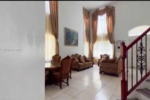 Купить виллу или дом в Мирамар, Флорида 4 спальни, 269.6м2, № 2044182 - фото 9