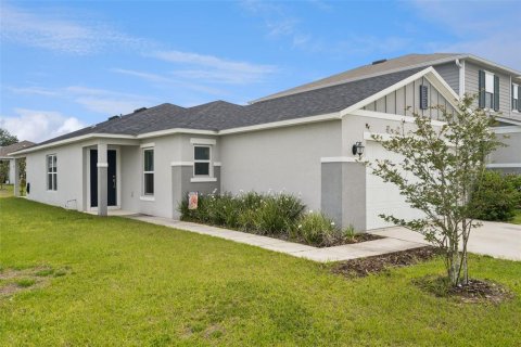 House in Davenport, Florida 3 bedrooms, 140.47 sq.m. № 2109991 - photo 7