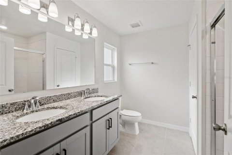 House in Davenport, Florida 3 bedrooms, 140.47 sq.m. № 2109991 - photo 20