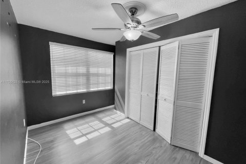 Villa ou maison à louer à Sunrise, Floride: 4 chambres, 195.09 m2 № 1896422 - photo 17