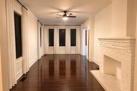 Villa ou maison à louer à Montverde, Floride: 3 chambres, 107.21 m2 № 2388359 - photo 2
