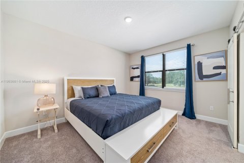 House in Davenport, Florida 4 bedrooms № 2039432 - photo 20