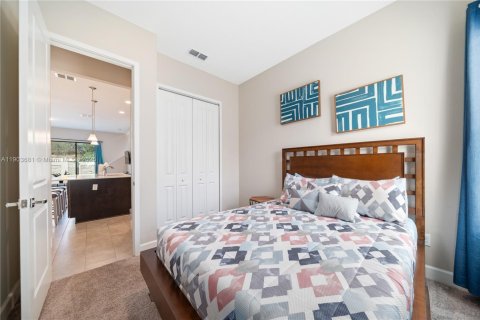 House in Davenport, Florida 4 bedrooms № 2039432 - photo 28