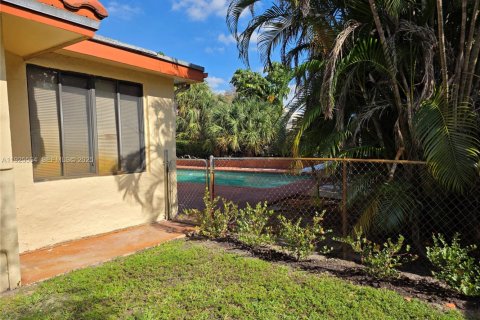 Villa ou maison à vendre à Coral Springs, Floride: 4 chambres, 228.73 m2 № 1986321 - photo 7