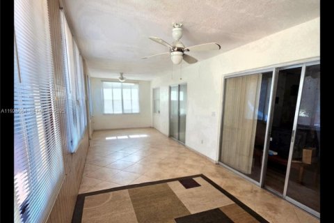 Villa ou maison à vendre à Coral Springs, Floride: 4 chambres, 228.73 m2 № 1986321 - photo 20