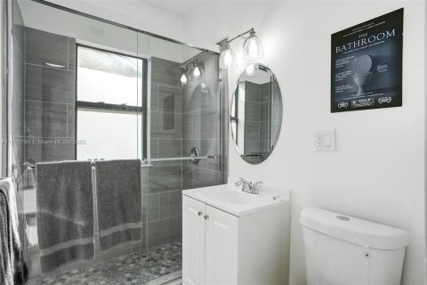 Casa en alquiler en Hollywood, Florida, 2 dormitorios, 109.16 m2 № 1712763 - foto 24