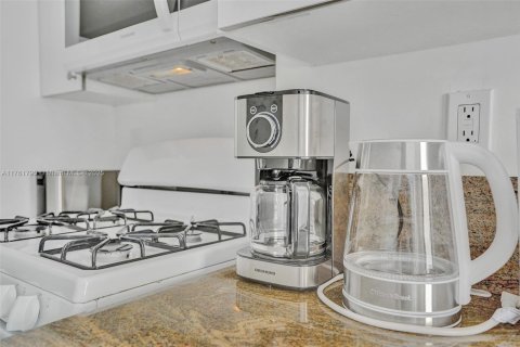 Casa en alquiler en Hollywood, Florida, 2 dormitorios, 109.16 m2 № 1712763 - foto 21