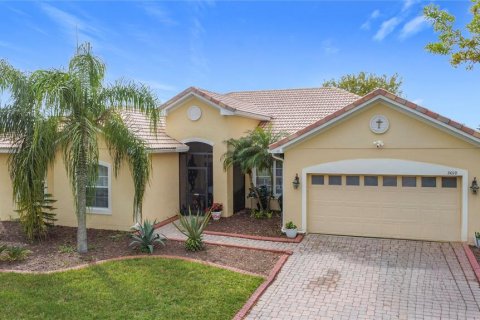 Casa en venta en Kissimmee, Florida, 4 dormitorios, 209.4 m2 № 1531912 - foto 1