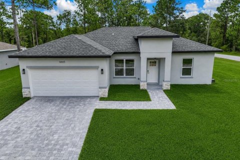 Casa en Citrus Springs, Florida 3 dormitorios, 132.57 m2 № 2289789