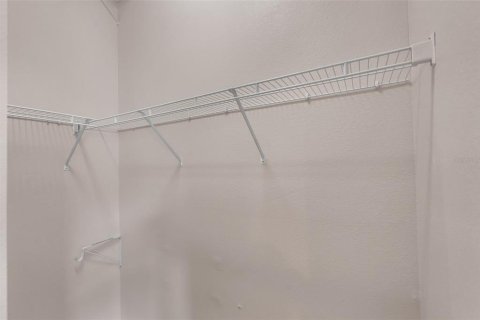 Купить кондоминиум в Киссимми, Флорида 6 комнат, 116.96м2, № 2217426 - фото 19