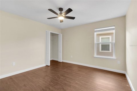 House in Clermont, Florida 5 bedrooms, 287.25 sq.m. № 2396877 - photo 30