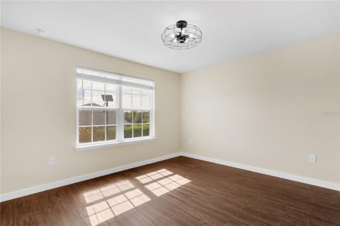House in Clermont, Florida 5 bedrooms, 287.25 sq.m. № 2396877 - photo 27