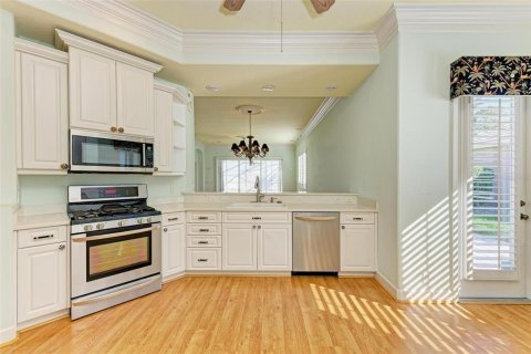 House in Bradenton, Florida 3 bedrooms, 180.97 sq.m. № 1619348 - photo 9