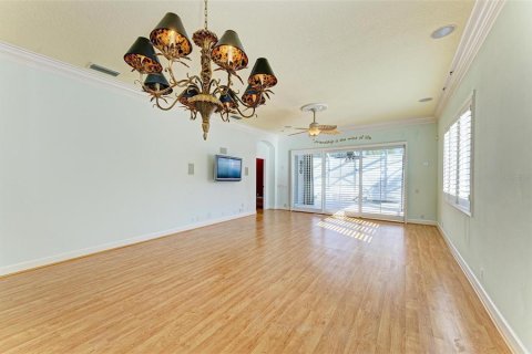 House in Bradenton, Florida 3 bedrooms, 180.97 sq.m. № 1619348 - photo 15