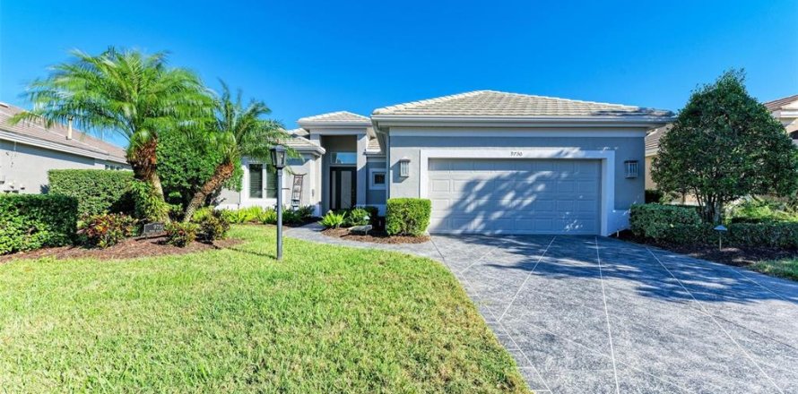 House in Bradenton, Florida 3 bedrooms, 180.97 sq.m. № 1619348