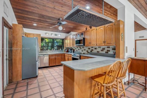 Casa en venta en Pinecrest, Florida, 4 dormitorios, 271 m2 № 1860694 - foto 11