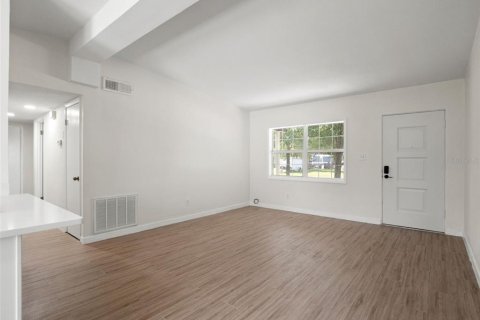 Villa ou maison à vendre à Orlando, Floride: 4 chambres, 156.26 m2 № 2314187 - photo 6