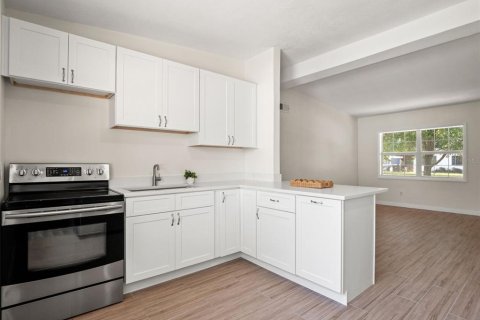 Villa ou maison à vendre à Orlando, Floride: 4 chambres, 156.26 m2 № 2314187 - photo 12