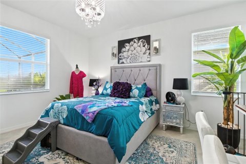 House in Venice, Florida 4 bedrooms, 189.06 sq.m. № 1916279 - photo 18