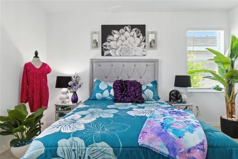 House in Venice, Florida 4 bedrooms, 189.06 sq.m. № 1916279 - photo 19