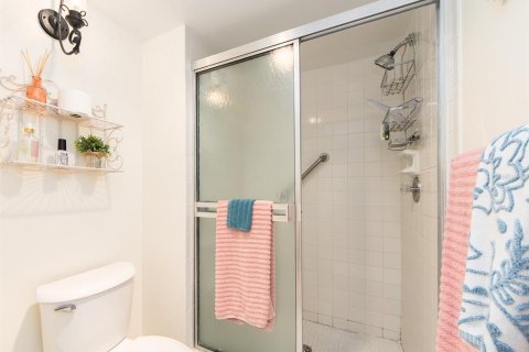 Купить кондоминиум в Клируотер, Флорида 6 комнат, 135.82м2, № 1906244 - фото 24