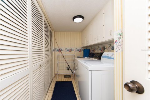 Купить кондоминиум в Клируотер, Флорида 6 комнат, 135.82м2, № 1906244 - фото 15